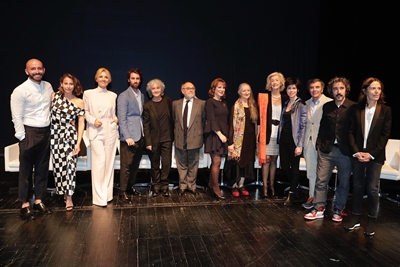 Foto de familia en la entrega de los Premios de Cultura de la Comunidad de Madrid 2019