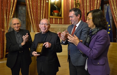 Salvador_Ta_vora_web