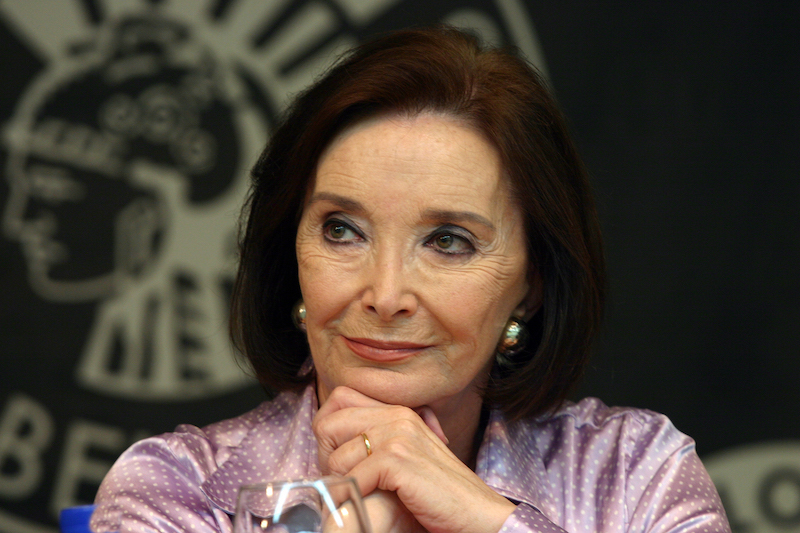 Foto de La Academia felicita a Nuria Espert