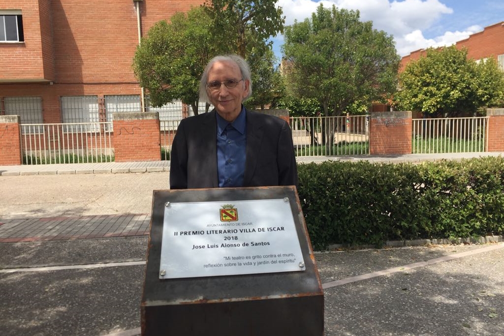 Foto de José Luis Alonso de Santos recibe el II Premio Literario Villa de Íscar