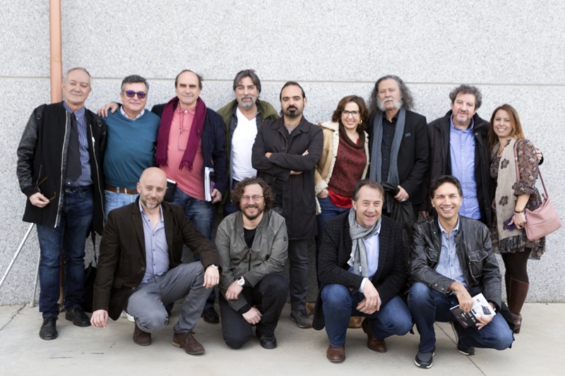 Foto de Publicación del libro “La luz, melodía del arte escénico”